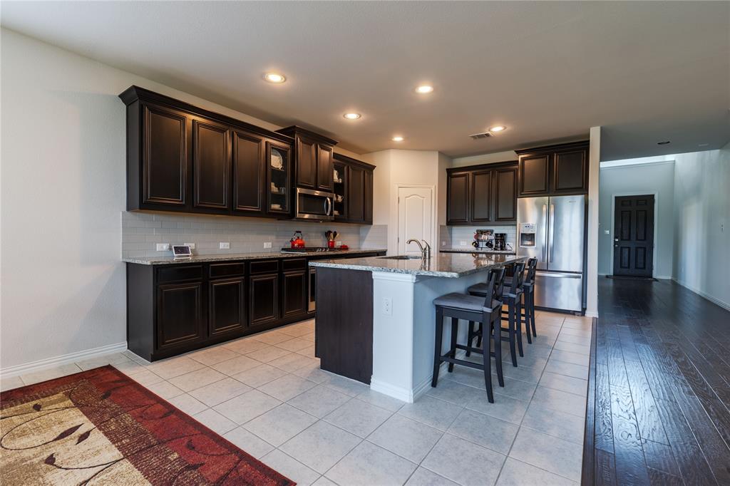 9608 Creekmere Drive Property Photo 4