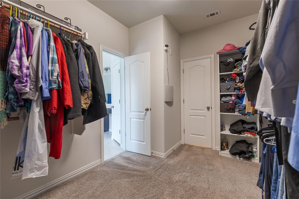 9608 Creekmere Drive Property Photo 16