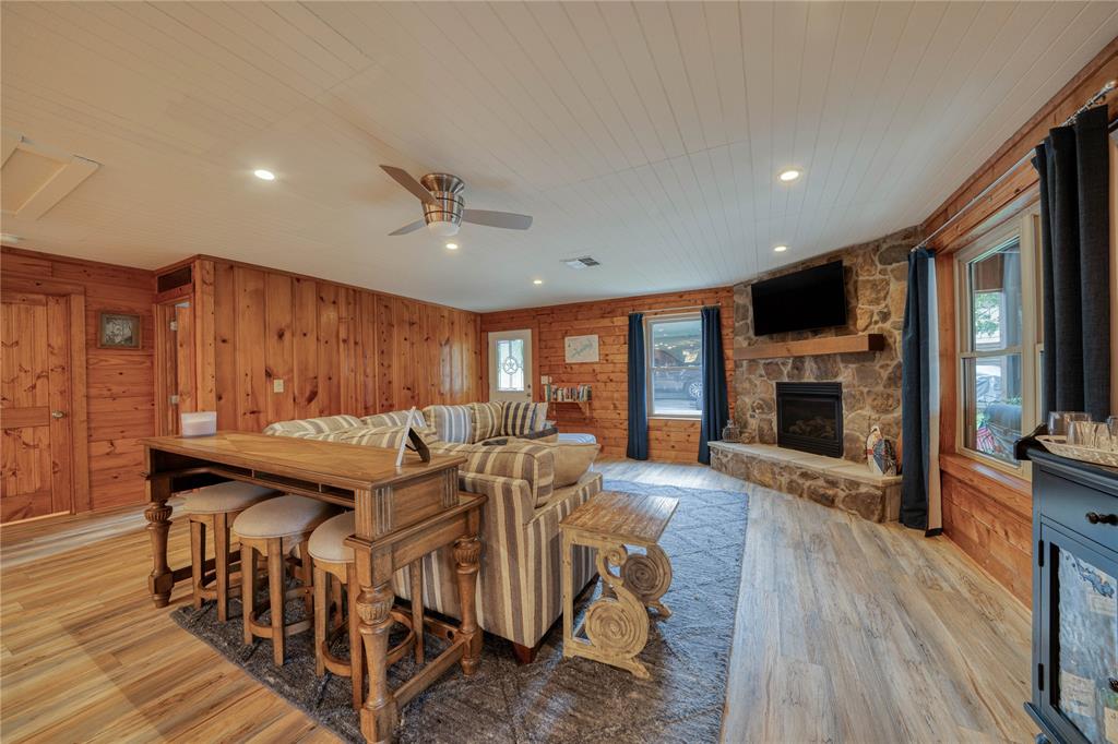 16 County Road 2131 Property Photo 2