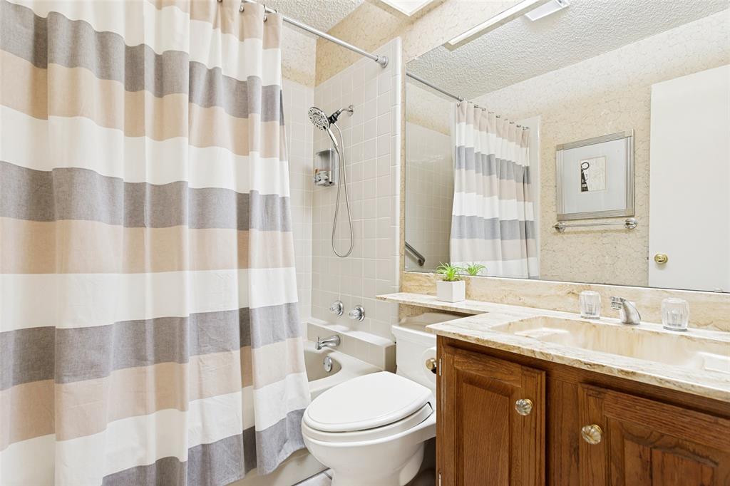 2100 Friendly Drive 3014 Property Photo 7