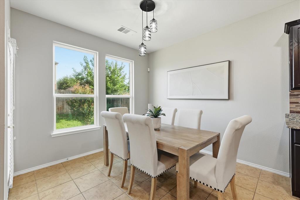 517 High Desert Drive Property Photo 4