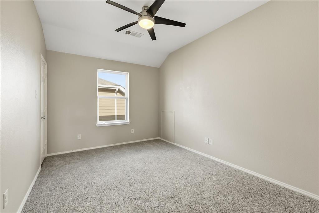 517 High Desert Drive Property Photo 22