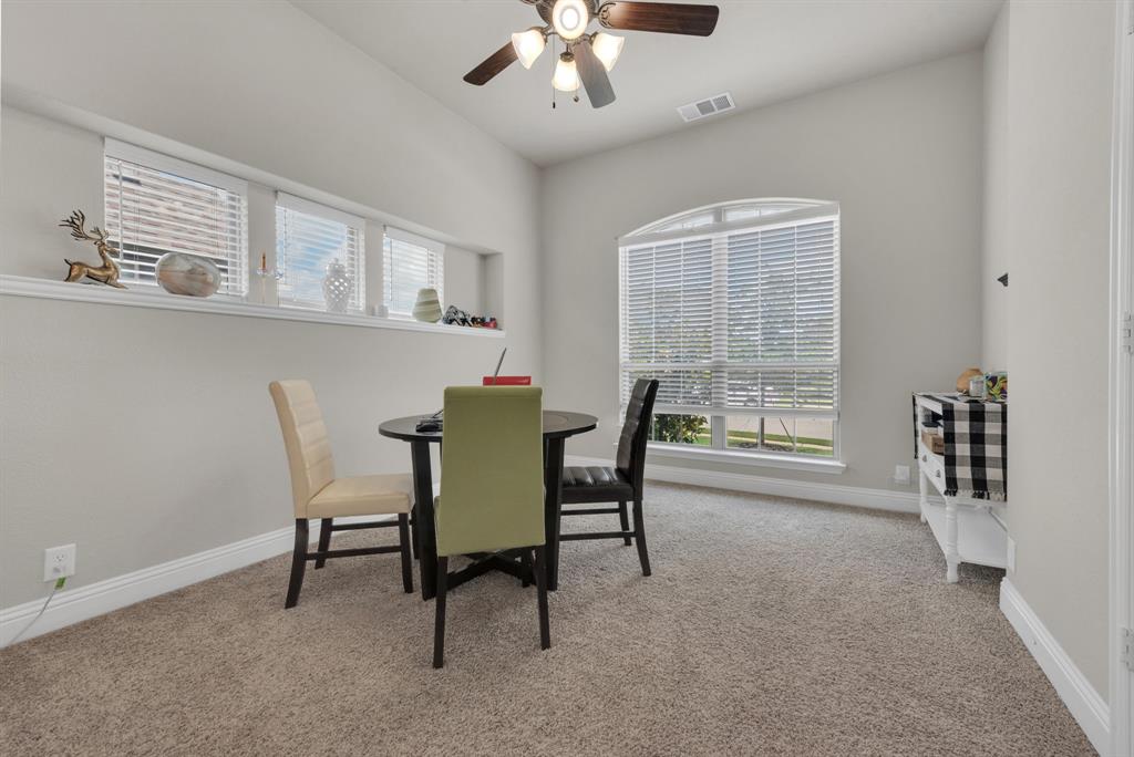 203 Nickolas Drive Property Photo 4
