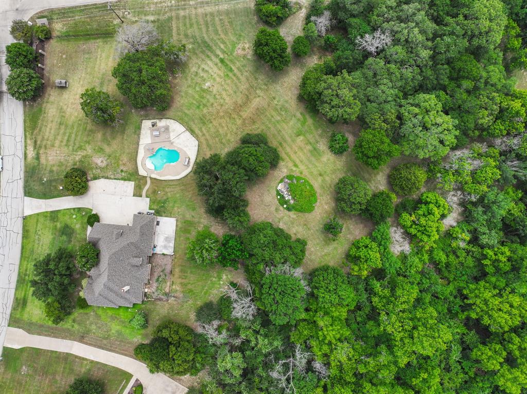 7348 Brady Oaks Drive Property Photo 18