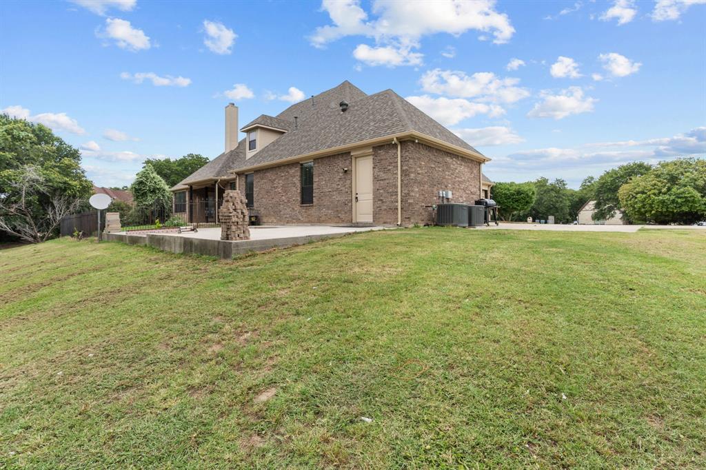 7348 Brady Oaks Drive Property Photo 21