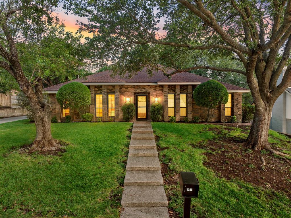 4325 Green Point Drive Property Photo 1