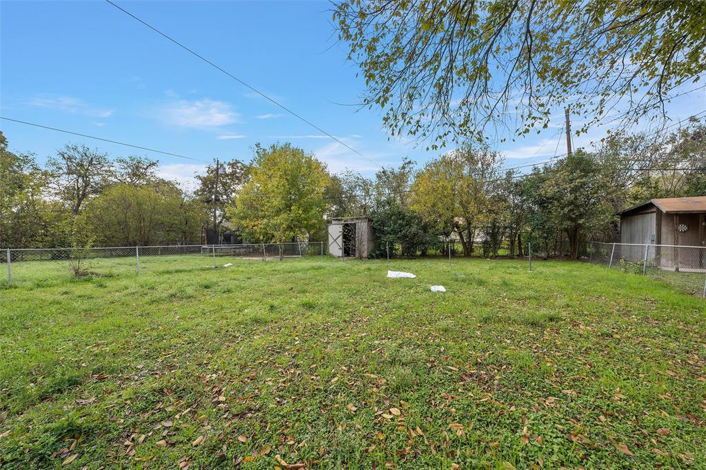 1905 Bell Street Property Photo 11