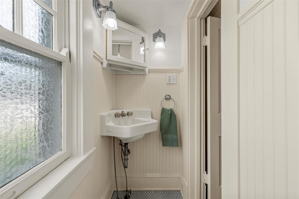 934 N 19th Street Property Photo 31