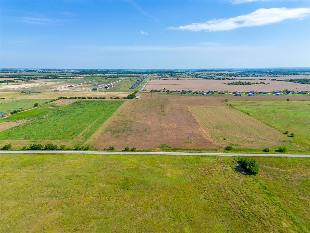 6785 Hoehn Road Property Photo 4