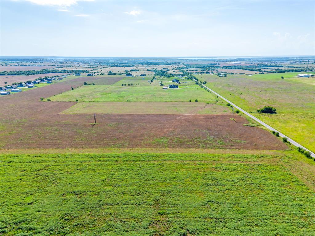 6785 Hoehn Road Property Photo 8