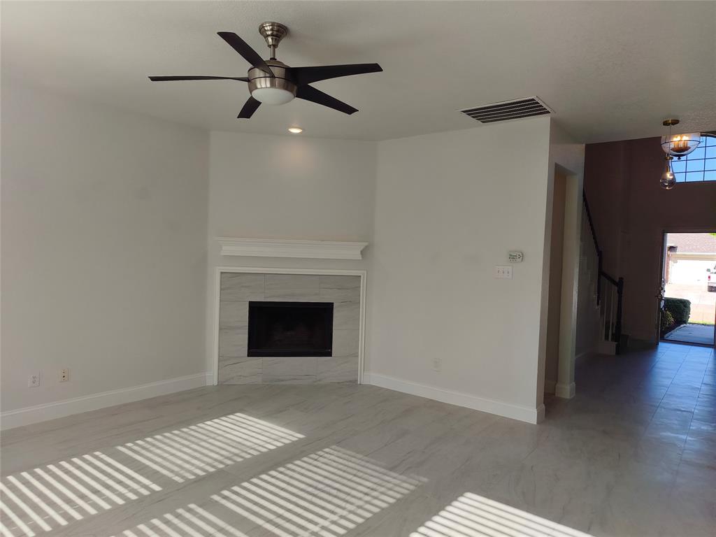 406 Stanley Falls Drive Property Photo 14