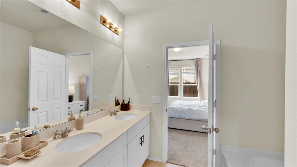 707 Indigo Road Property Photo 20
