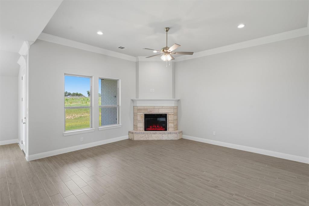 1354 Oleander Drive Property Photo 6