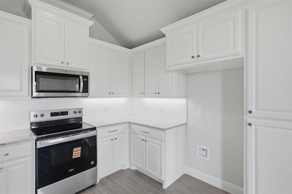 1354 Oleander Drive Property Photo 13