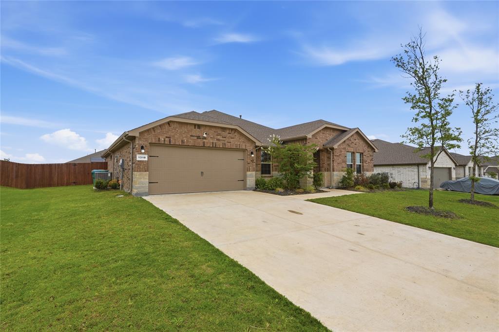 1318 Boulder Drive Property Photo 2