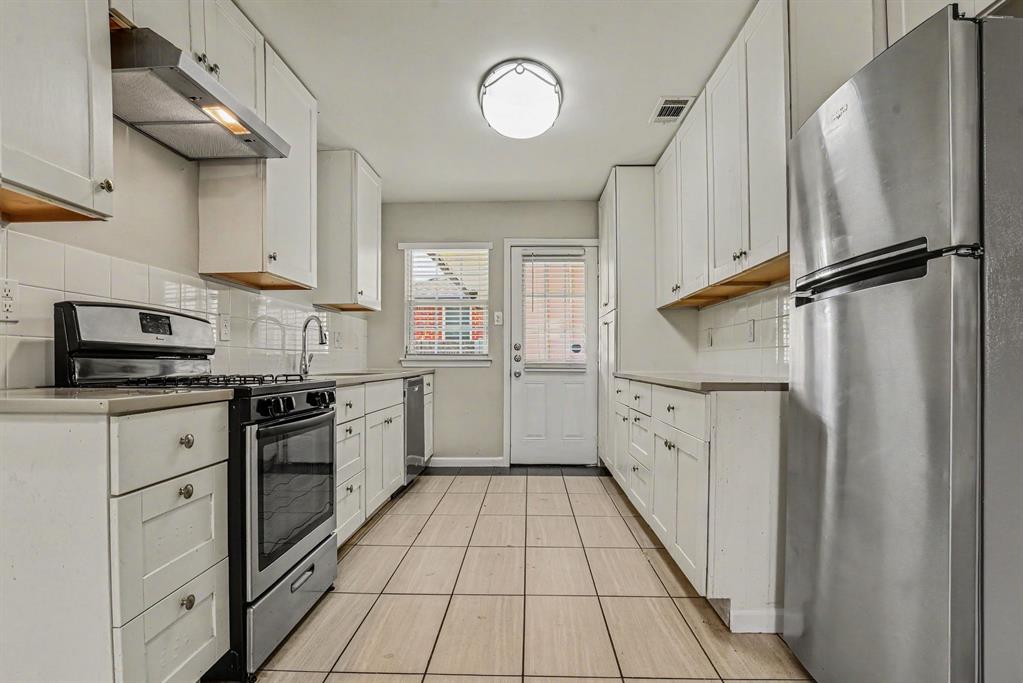 1125 Waweenoc Avenue Property Photo 7