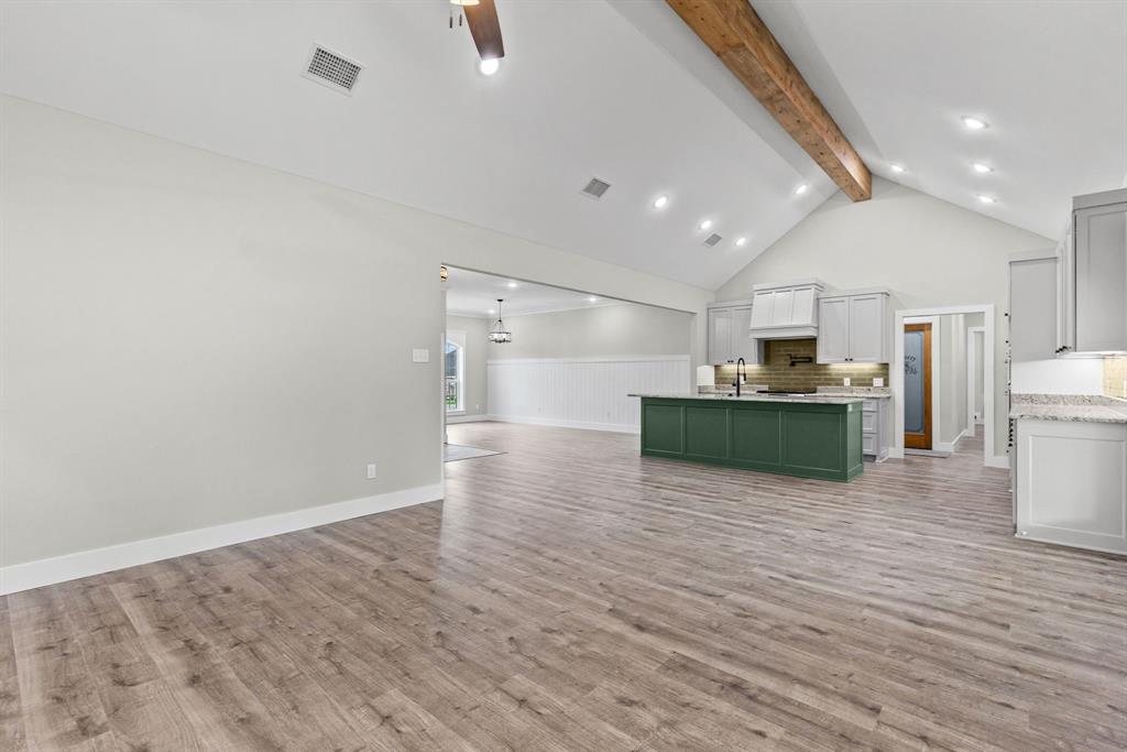 202 Rs County Road 1189 Property Photo 16