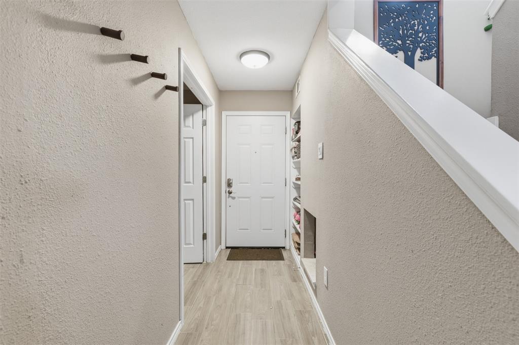 2313 Southway Property Photo 6