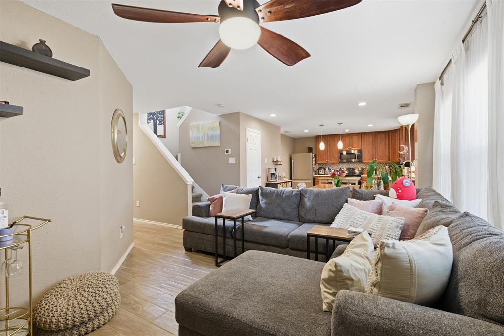 2313 Southway Property Photo 9