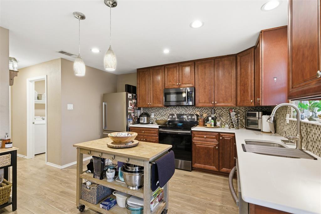 2313 Southway Property Photo 13