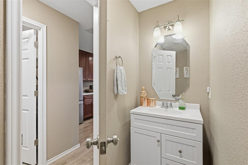 2313 Southway Property Photo 17