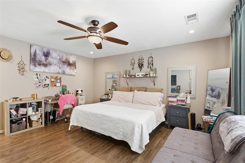 2313 Southway Property Photo 22