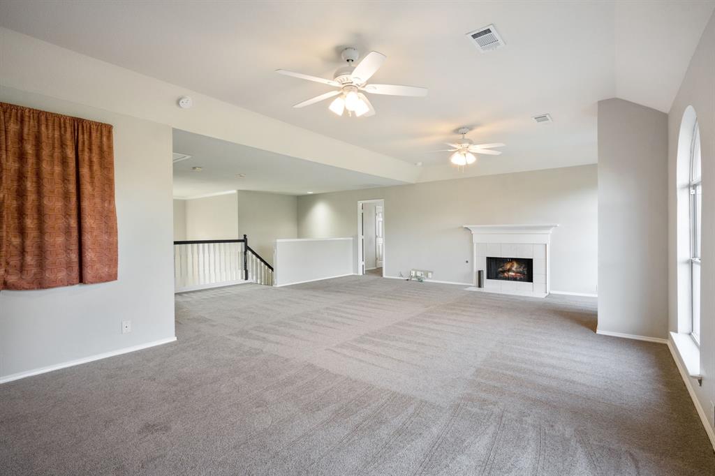 2733 Woodson Drive Property Photo 31