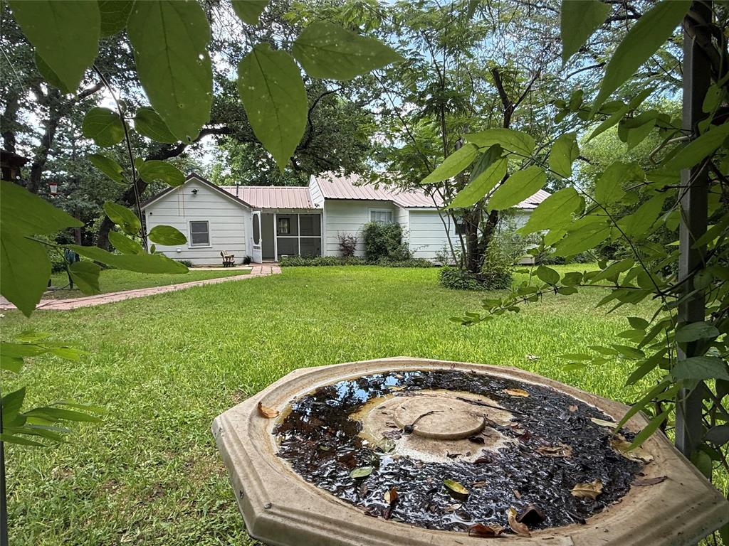 1106 Morris Street Property Photo 7
