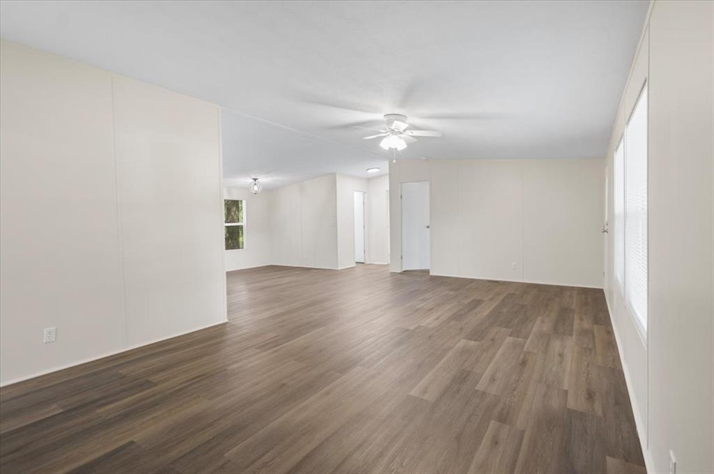 118 Cedar Ridge Drive Property Photo 24