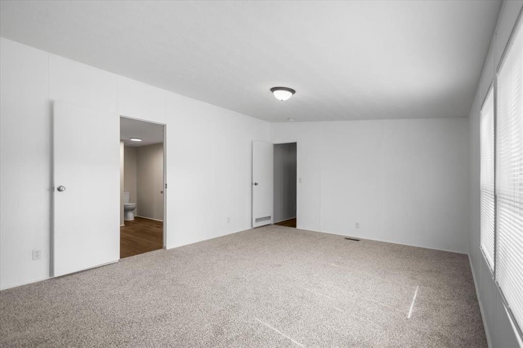 118 Cedar Ridge Drive Property Photo 28