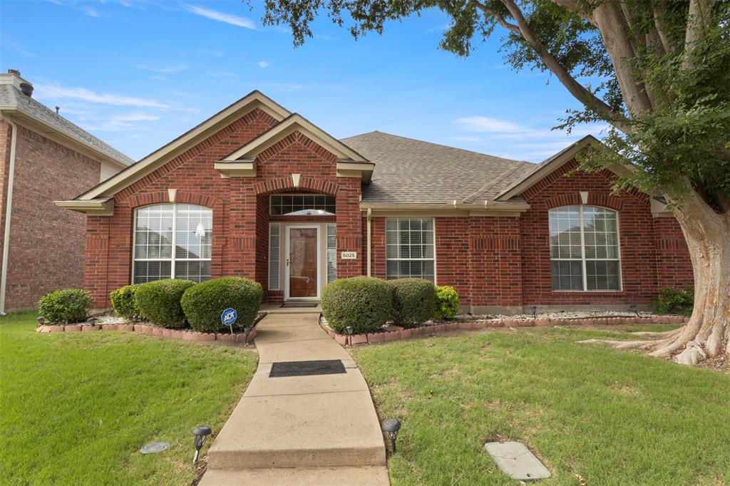 5025 Vineyard Lane Property Photo 1