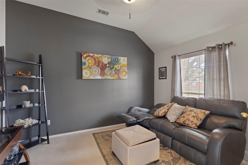 5025 Vineyard Lane Property Photo 15
