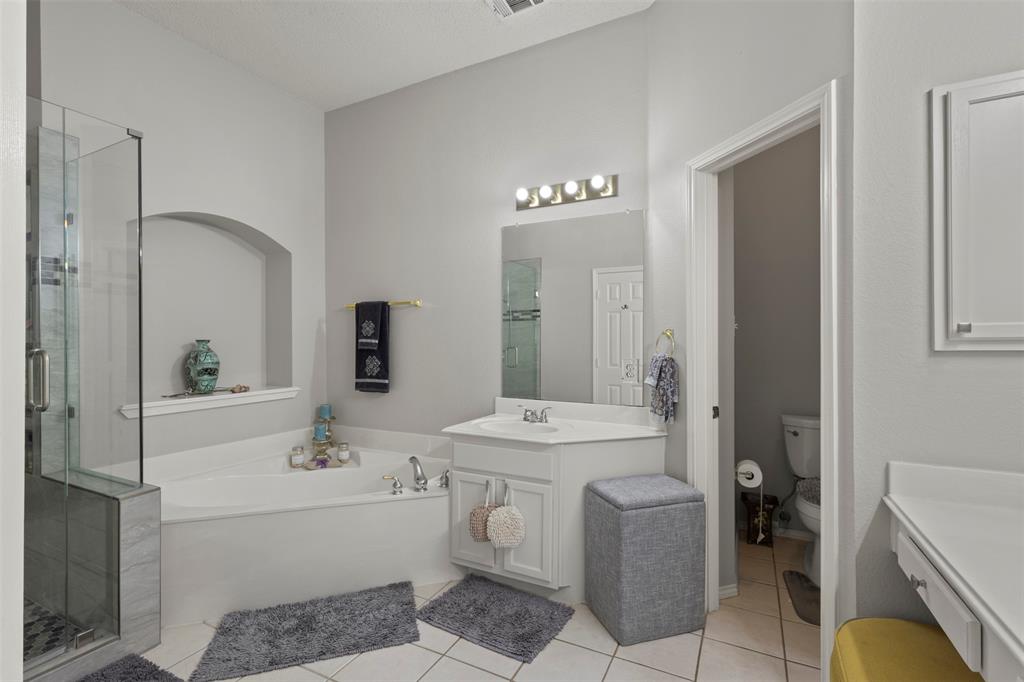 5025 Vineyard Lane Property Photo 19