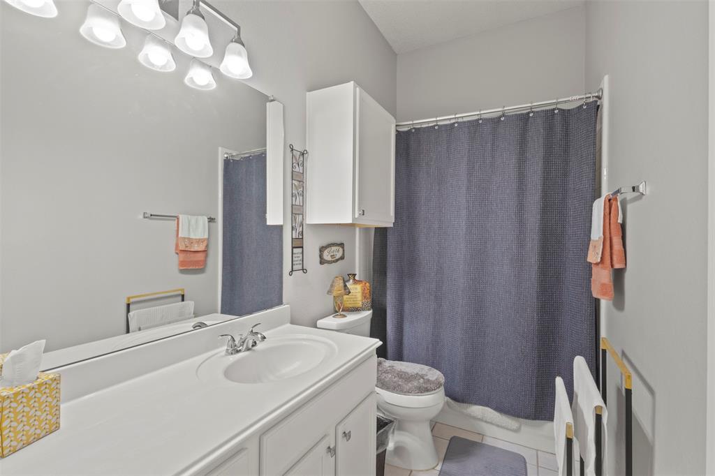 5025 Vineyard Lane Property Photo 23