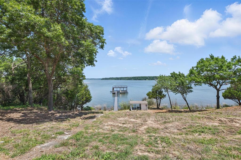 8509 Heron Drive Property Photo 4