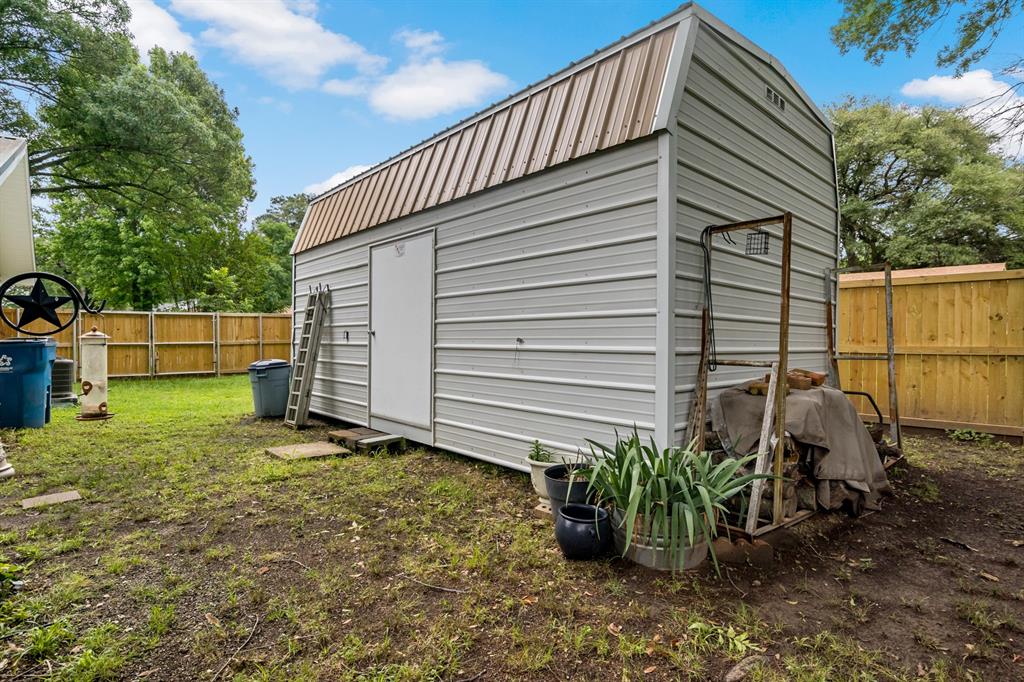 1002 S Lide Avenue Property Photo 39