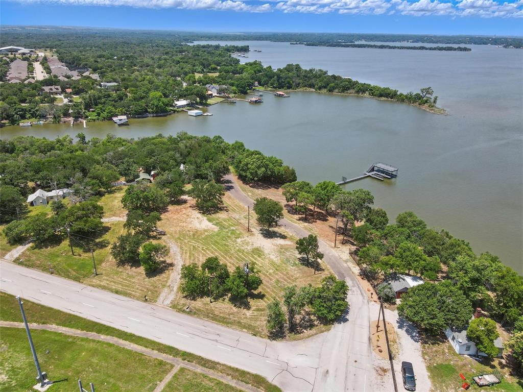 8501 Heron Drive Property Photo 4