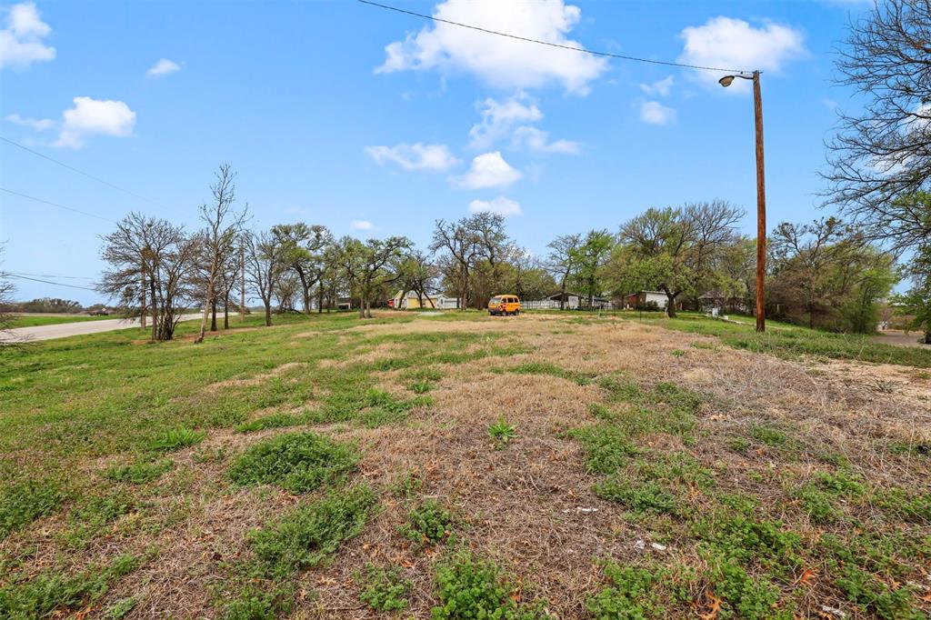 8501 Heron Drive Property Photo 8