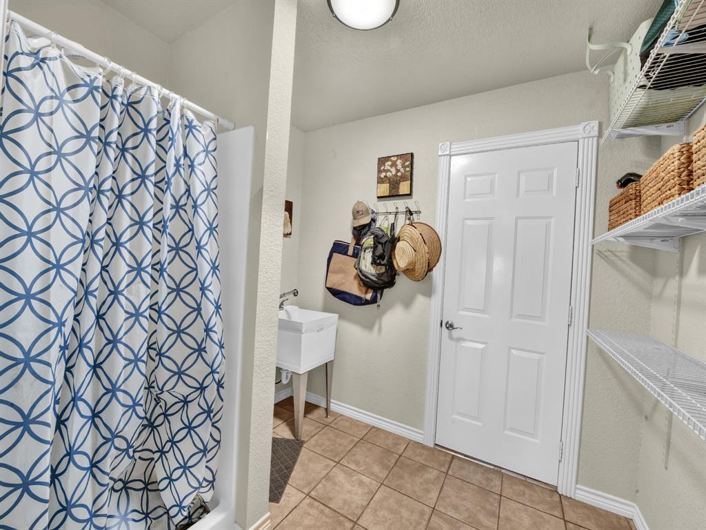 737 County Road 4699 Property Photo 26