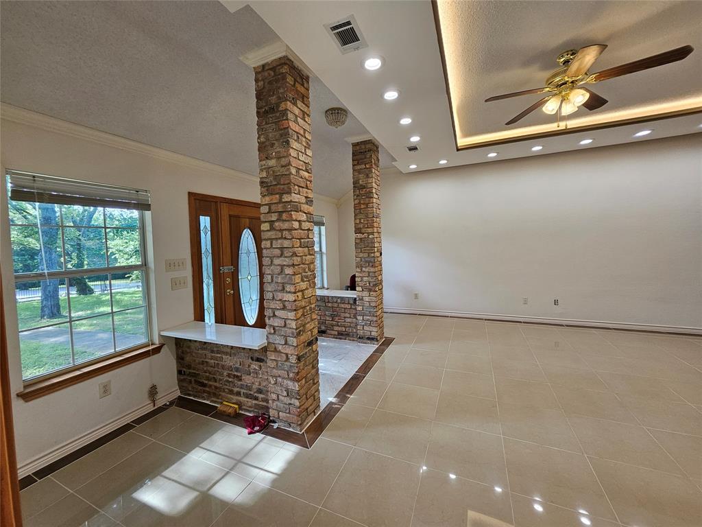 234 E Fork Road Property Photo 4