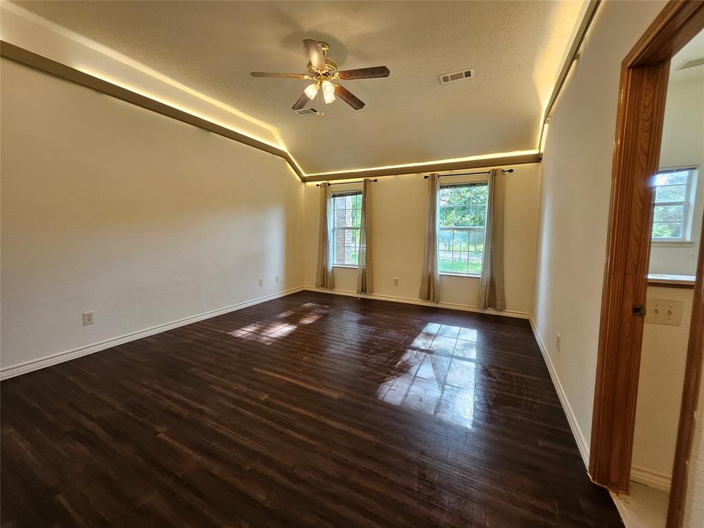 234 E Fork Road Property Photo 10