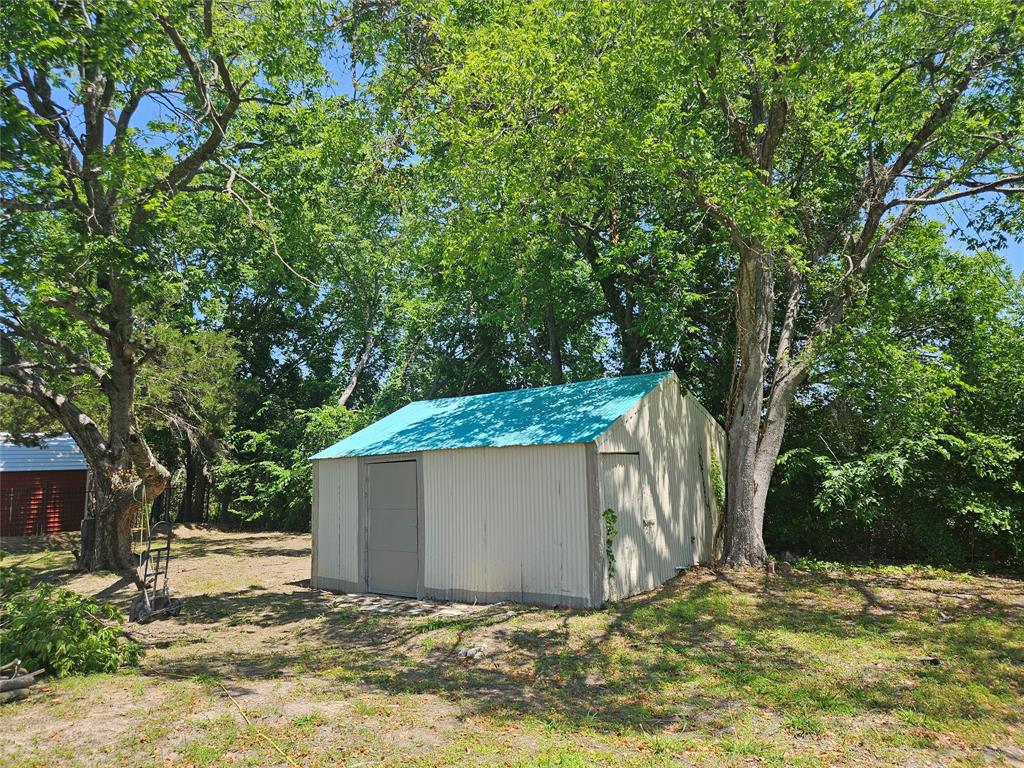 234 E Fork Road Property Photo 17