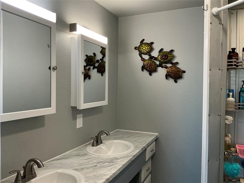 3900 County Road 304a Property Photo 7