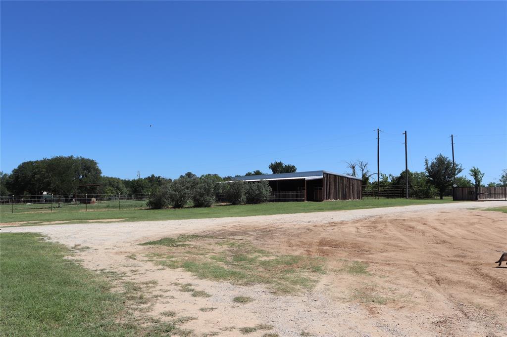 3900 County Road 304a Property Photo 20