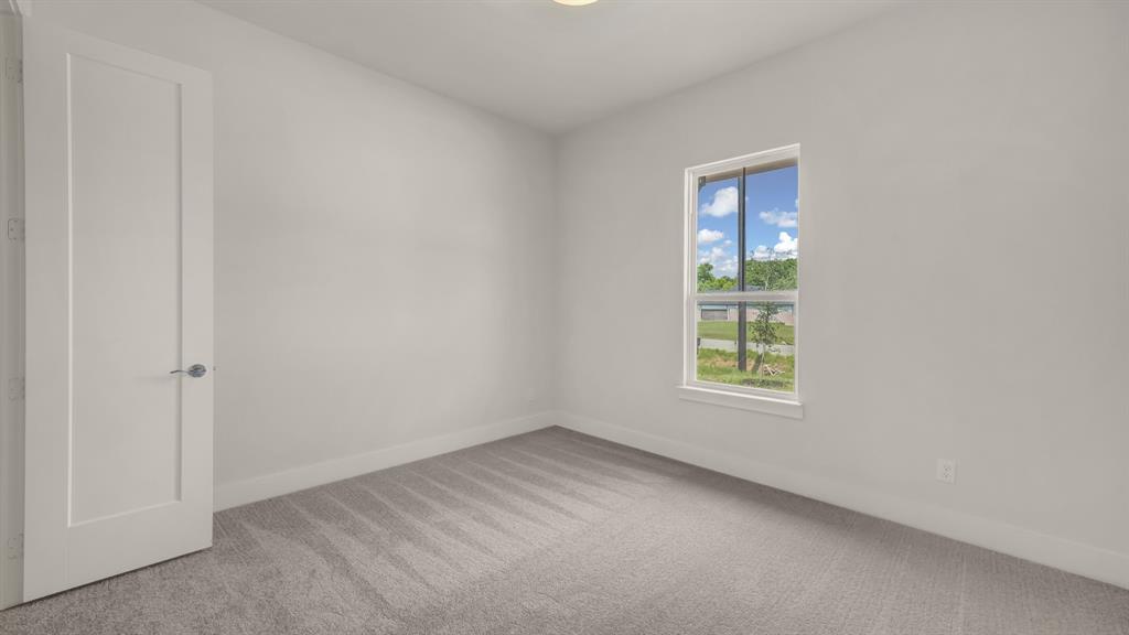 1040 Salvation Drive Property Photo 14