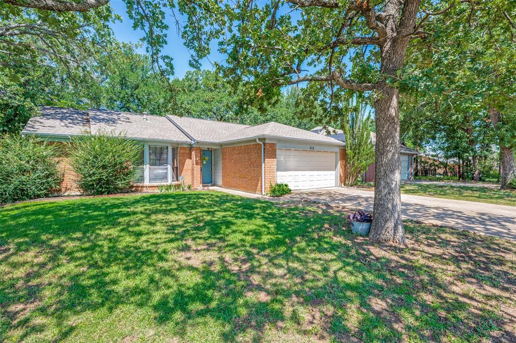 713 Mack Drive Property Photo 1