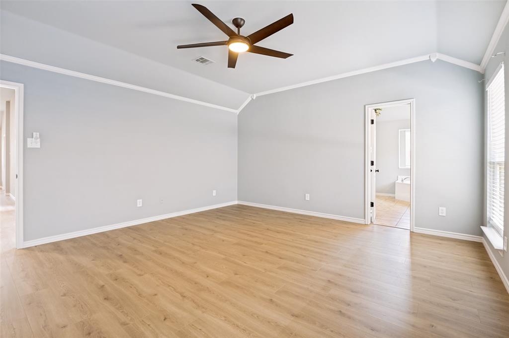 1420 Greenwich Drive Property Photo 18