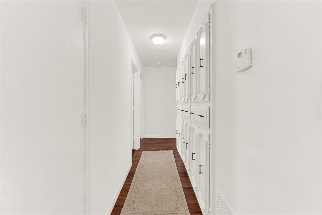 2814 Forest Grove Drive Property Photo 20