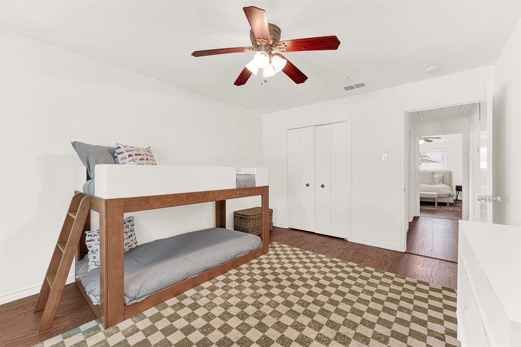 2814 Forest Grove Drive Property Photo 32