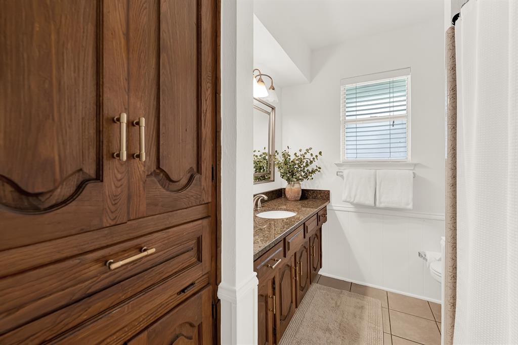 2814 Forest Grove Drive Property Photo 34